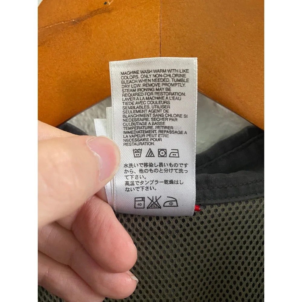 The North Face A5 Series Mens Medium Gray Nylon Ripstop Hiking Shirt AH5N